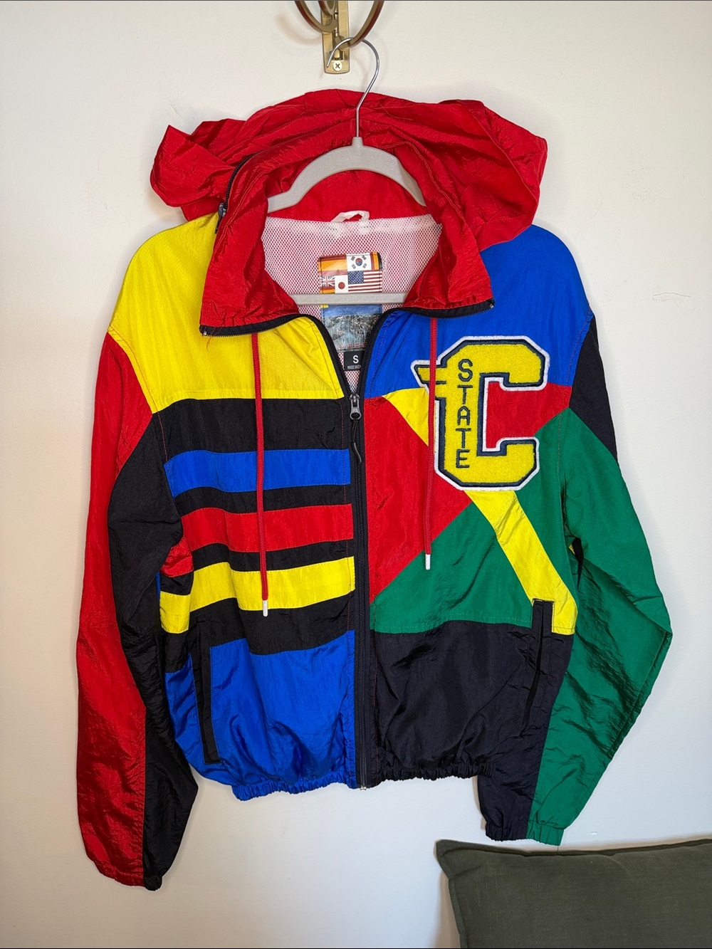 Retro Vintage Colorblock Hooded Varsity windbreaker Jacket - Multicolor